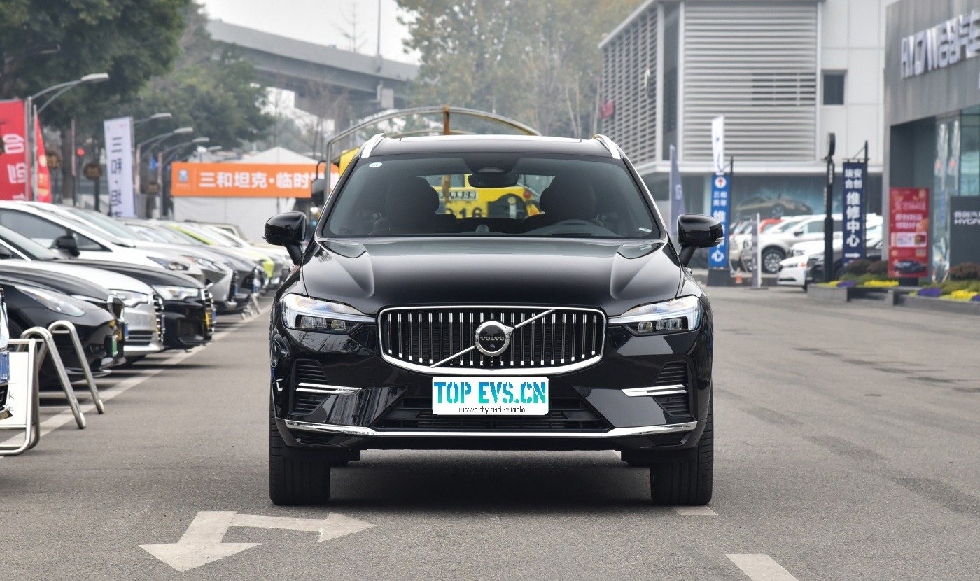 imgi_7_Volvo XC60 PHEV 1 VOLVO XC60 PHEV– For Sale From China | Chinese Cars for Sale Canada - Image 1